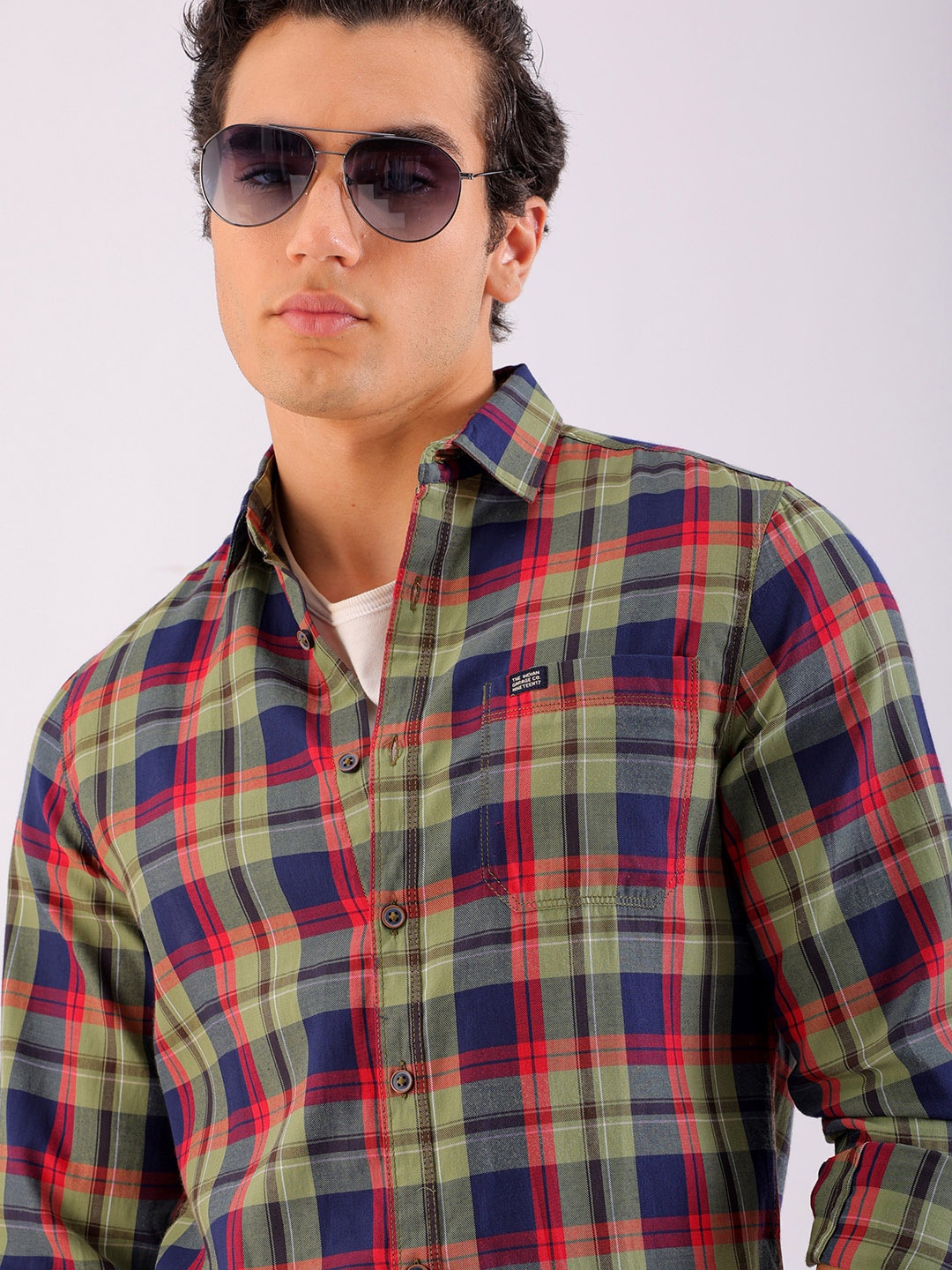 

The Indian Garage Co Men Slim Fit Opaque Checked Casual Shirt, Navy blue