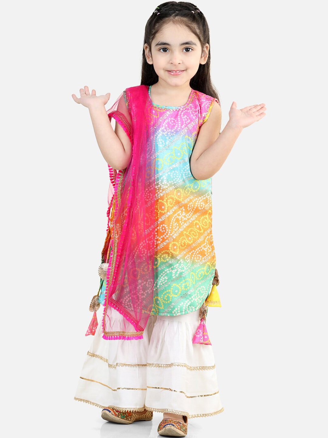 

Here&Now X Kinder KidsGirls Bandhani Printed Curved Pure Cotton Kurta with Sharara & Dupatta, Pink