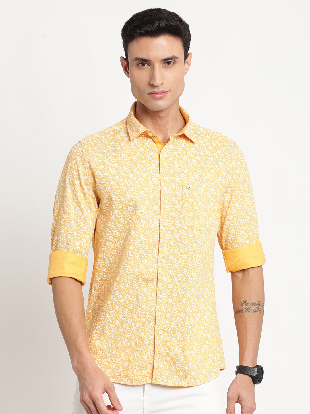 

Turtle Floral Printed Pure Cotton Slim Fit Casual Shirt, Yellow
