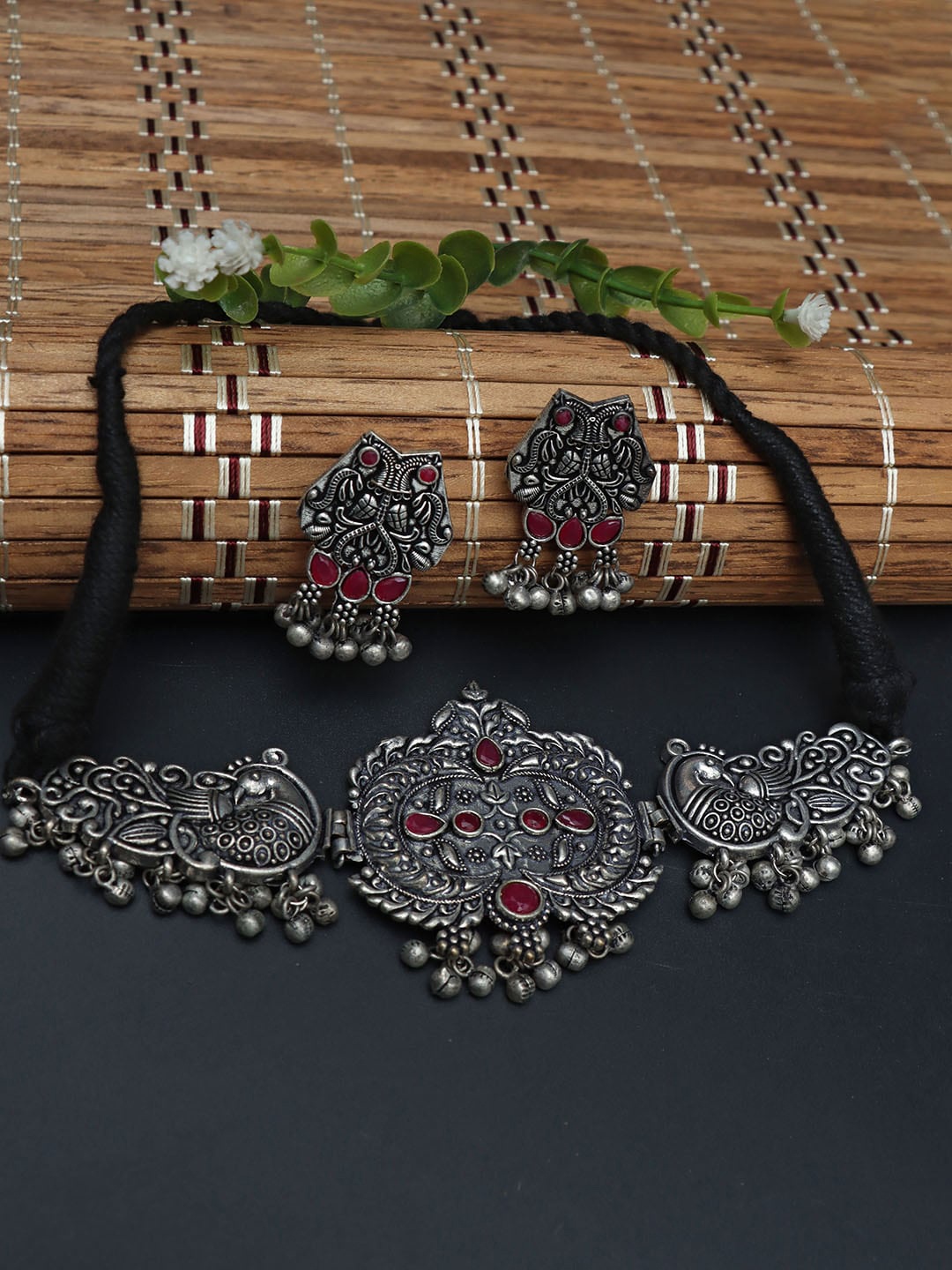 

Ozanoo Silver-Plated Stone-Studded Peacock Jewellery Set, Pink