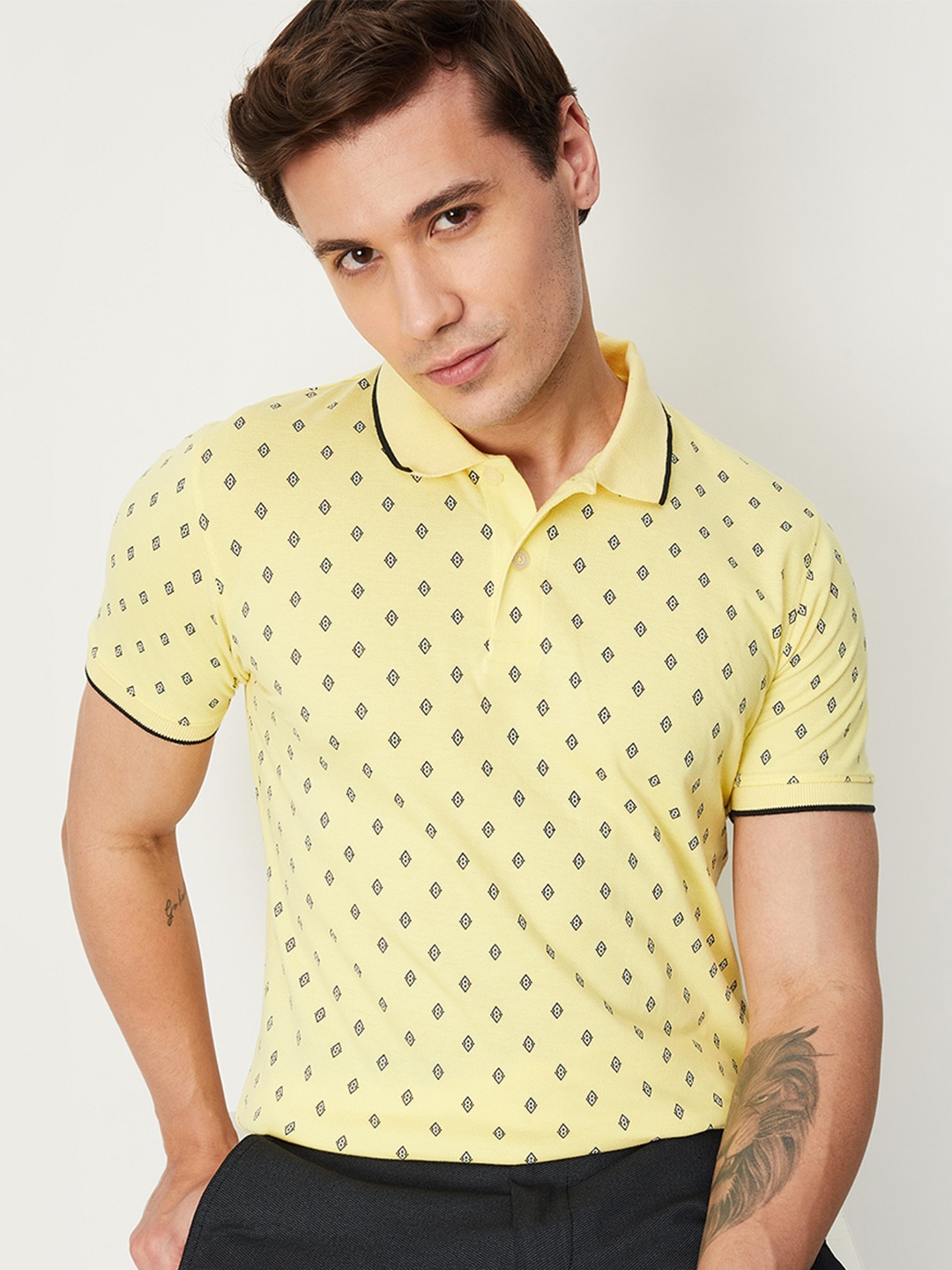 

max Printed Polo Collar T-shirt, Yellow
