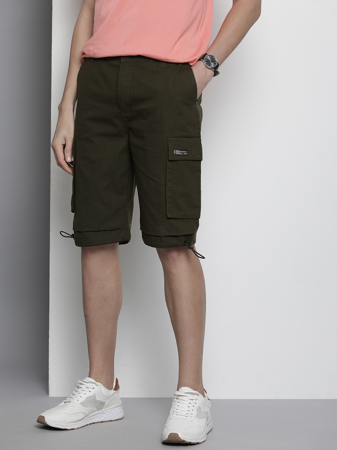 

The Indian Garage Co Loose Fit Cotton Cargo Shorts, Olive