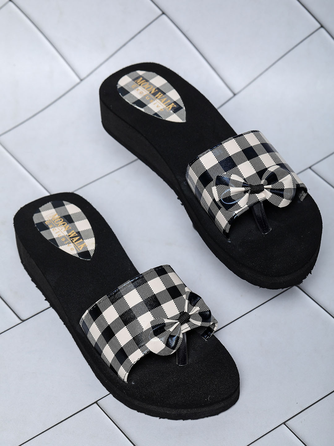 

Moonwalk Women Open Toe Slip On Flats With Bow, White