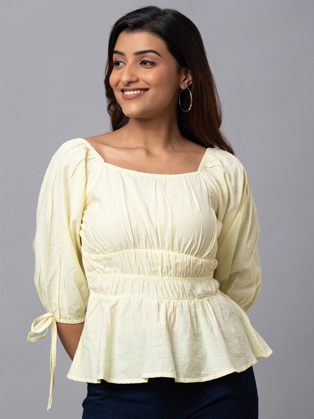 

Globus Puff Sleeves Cinched Waist Top, Yellow