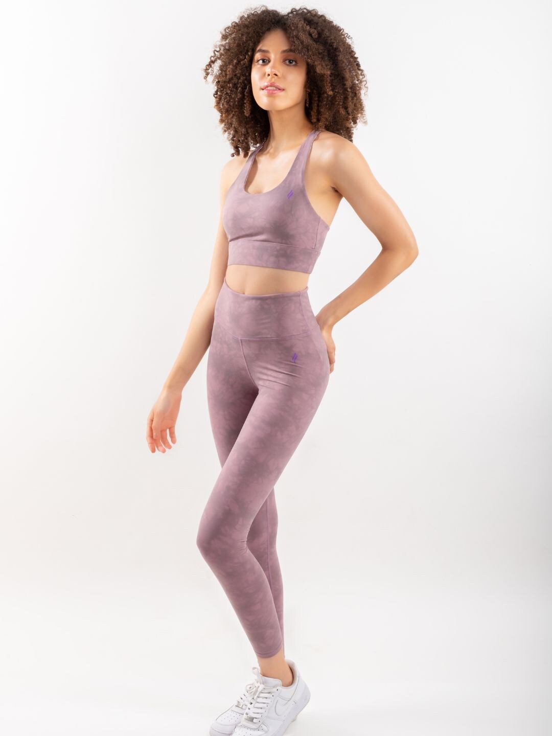 

SKNZ Abstract Printed Non Padded Non Wired All Day Comfort Seamless Sports Bra, Pink