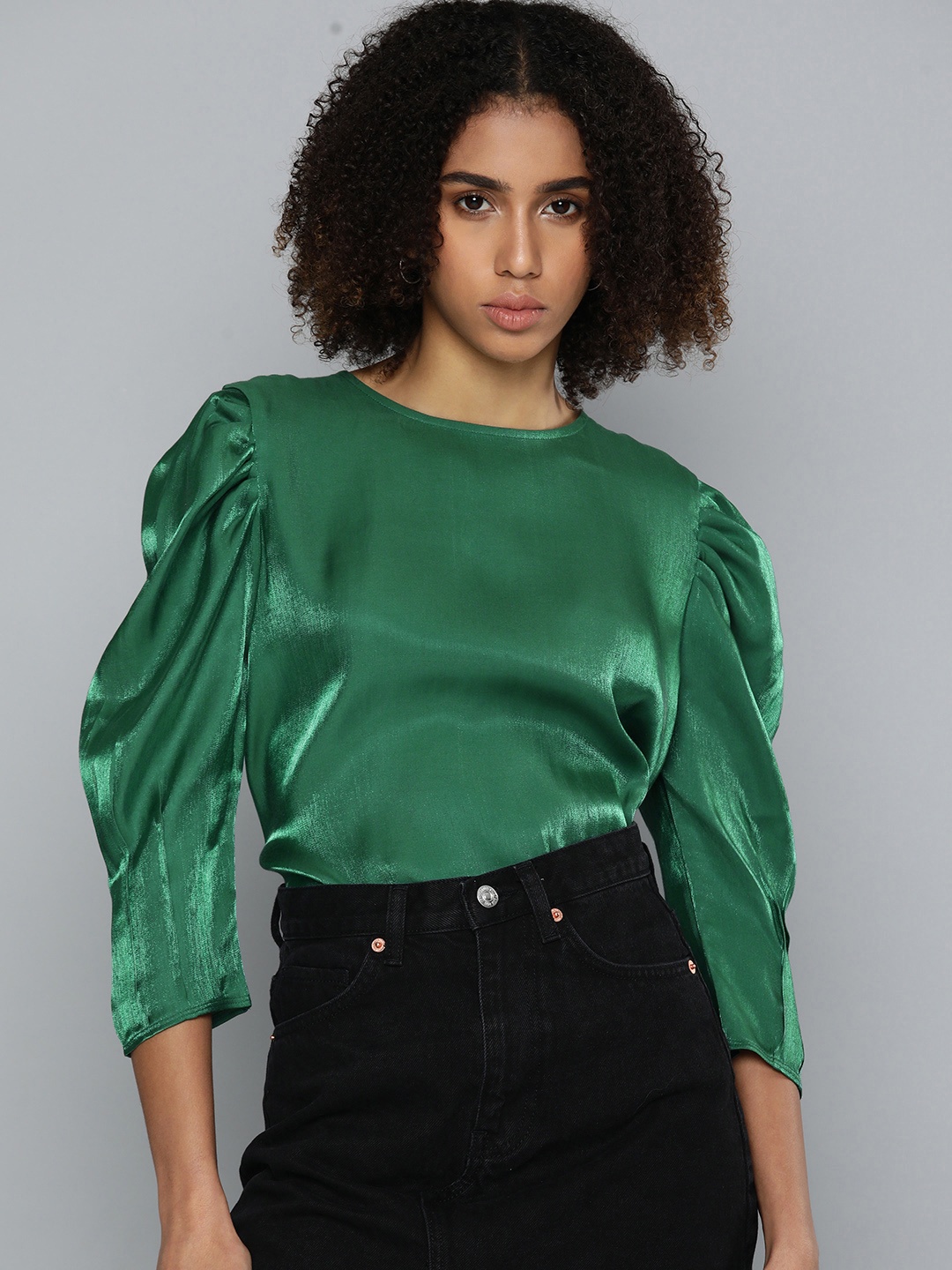 

Levis Satin Finish Round Neck Puff Sleeve Top, Green