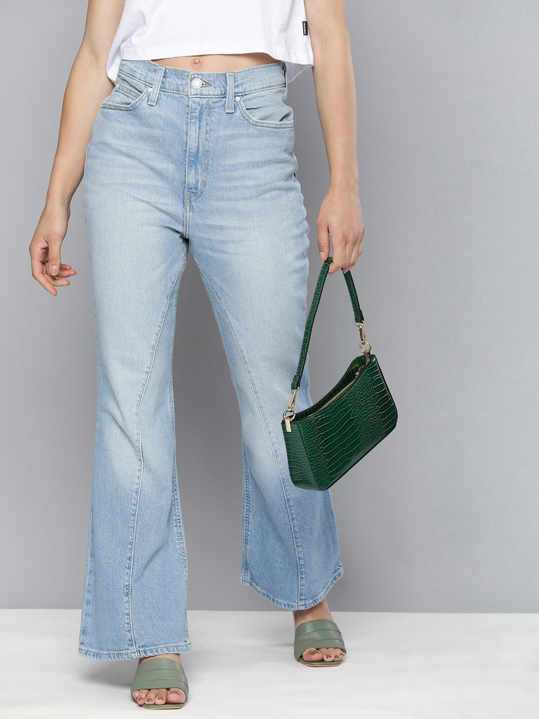

Levis Women 70'S High Flare Heavy Fade High-Rise Stretchable Jeans, Blue