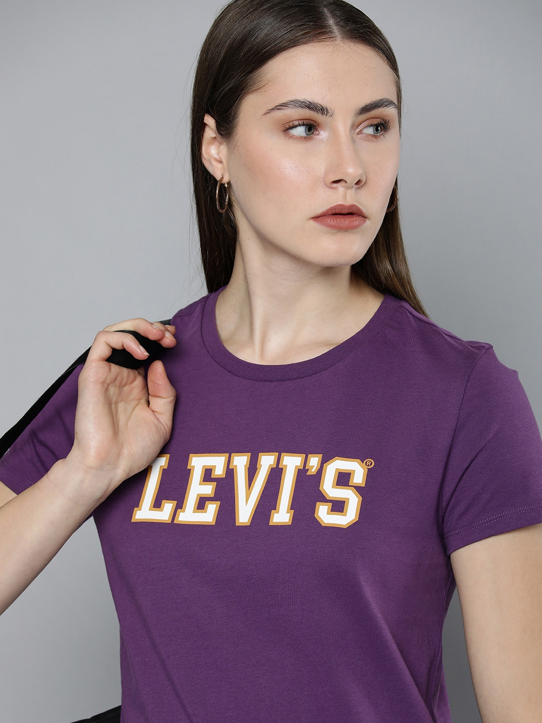 

Levis Women Brand Logo Printed Pure Cotton Round Neck T-shirt, Purple