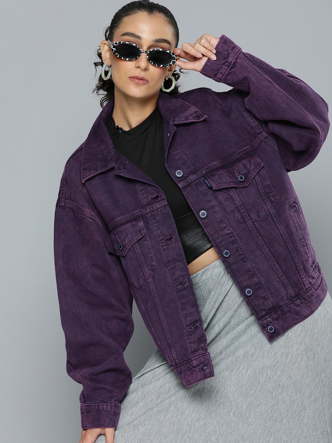 

Levis Women Pure Cotton Solid Spread Collar Denim Jacket, Purple