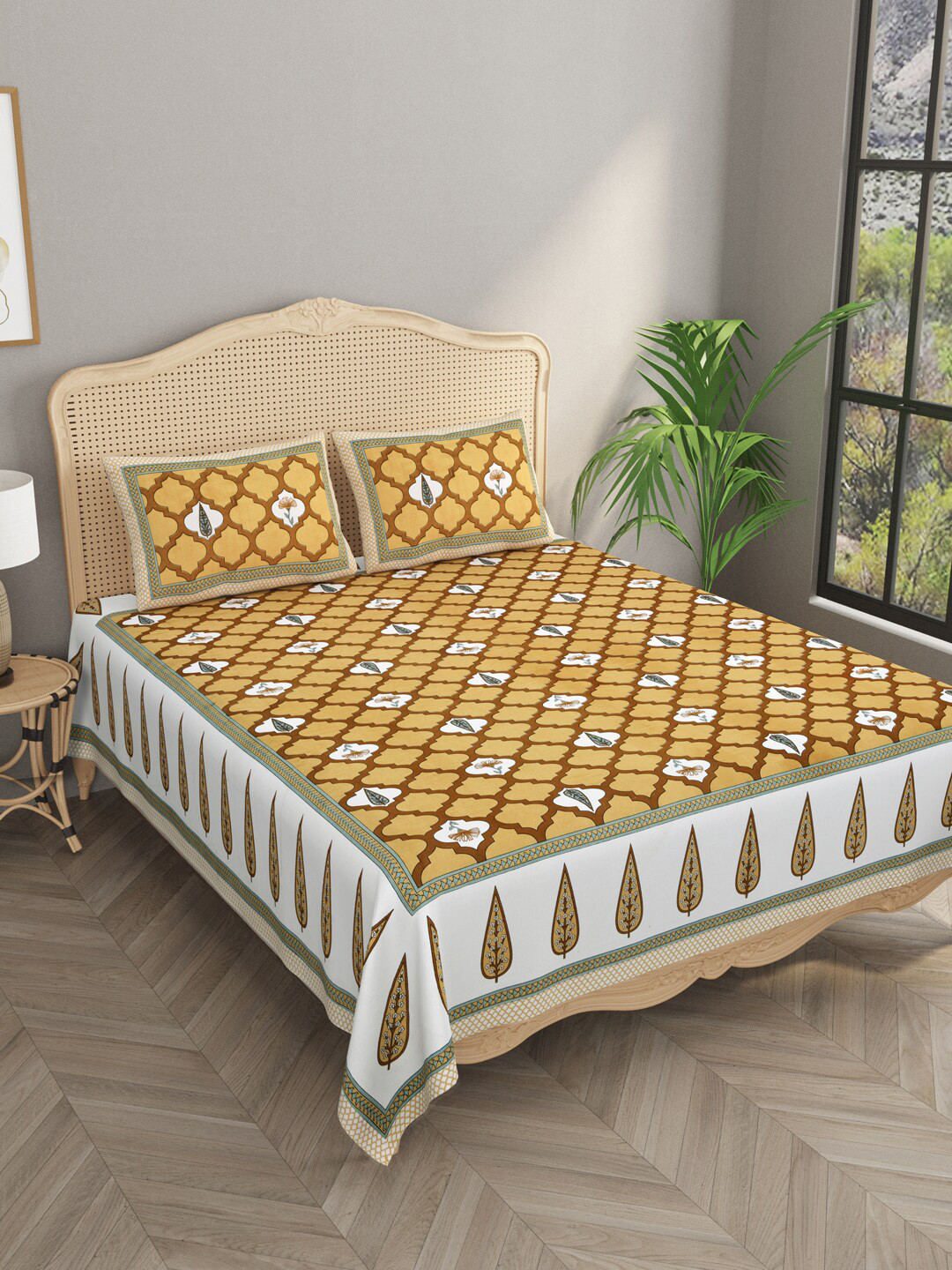 

Gulaab Jaipur Yellow & White Geometric Printed 330 TC Cotton King Bedsheet & Pillow Covers