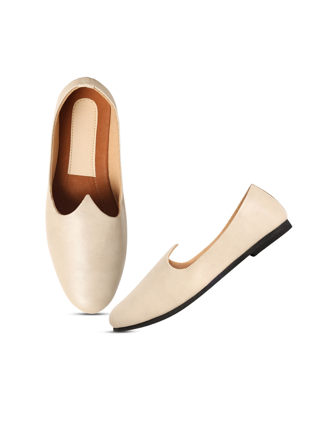 

Aristitch Men Round Toe Mojaris, Cream