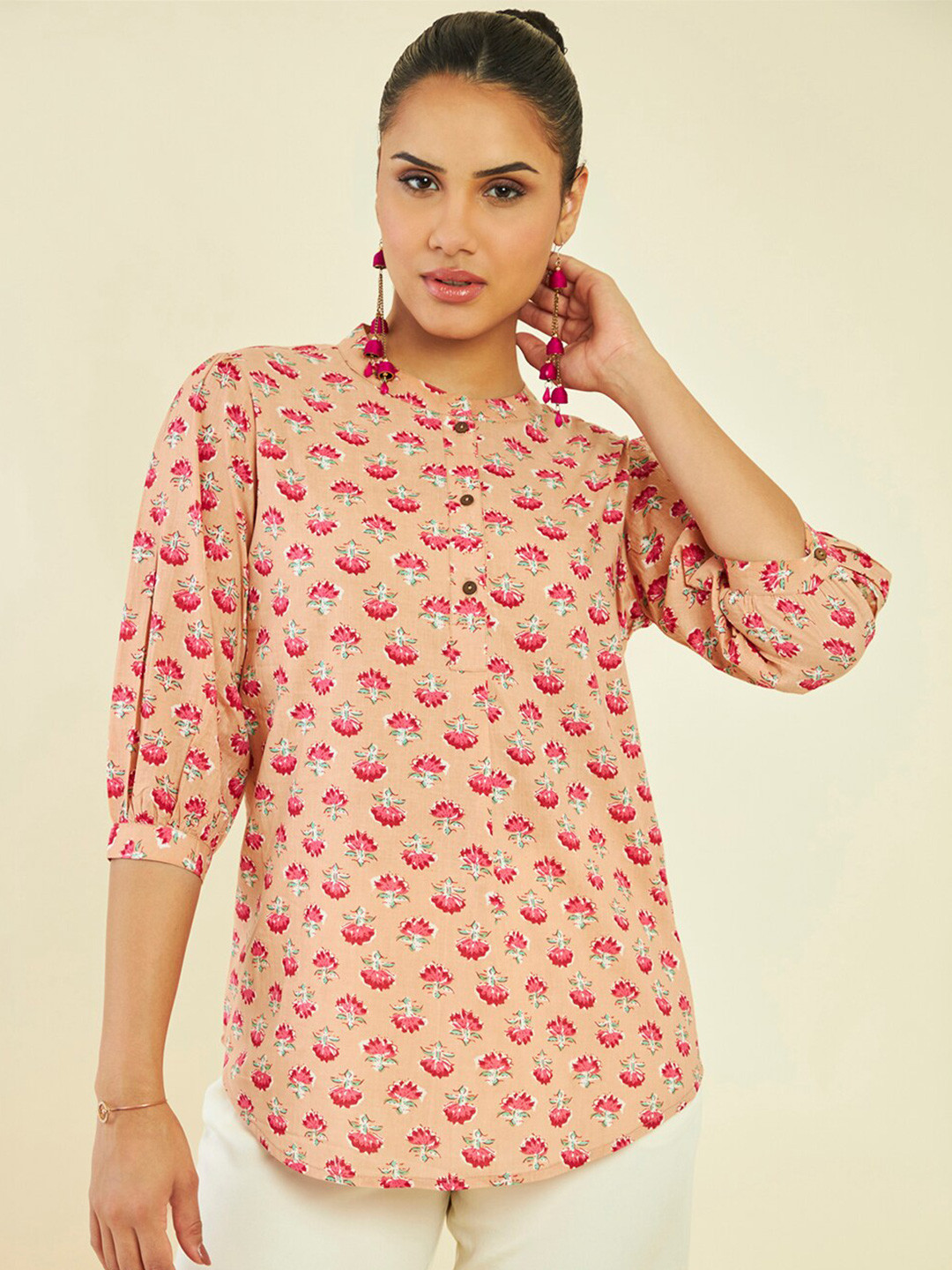 

Soch Floral Printed Mandarin Collar Cotton Tunic, Peach