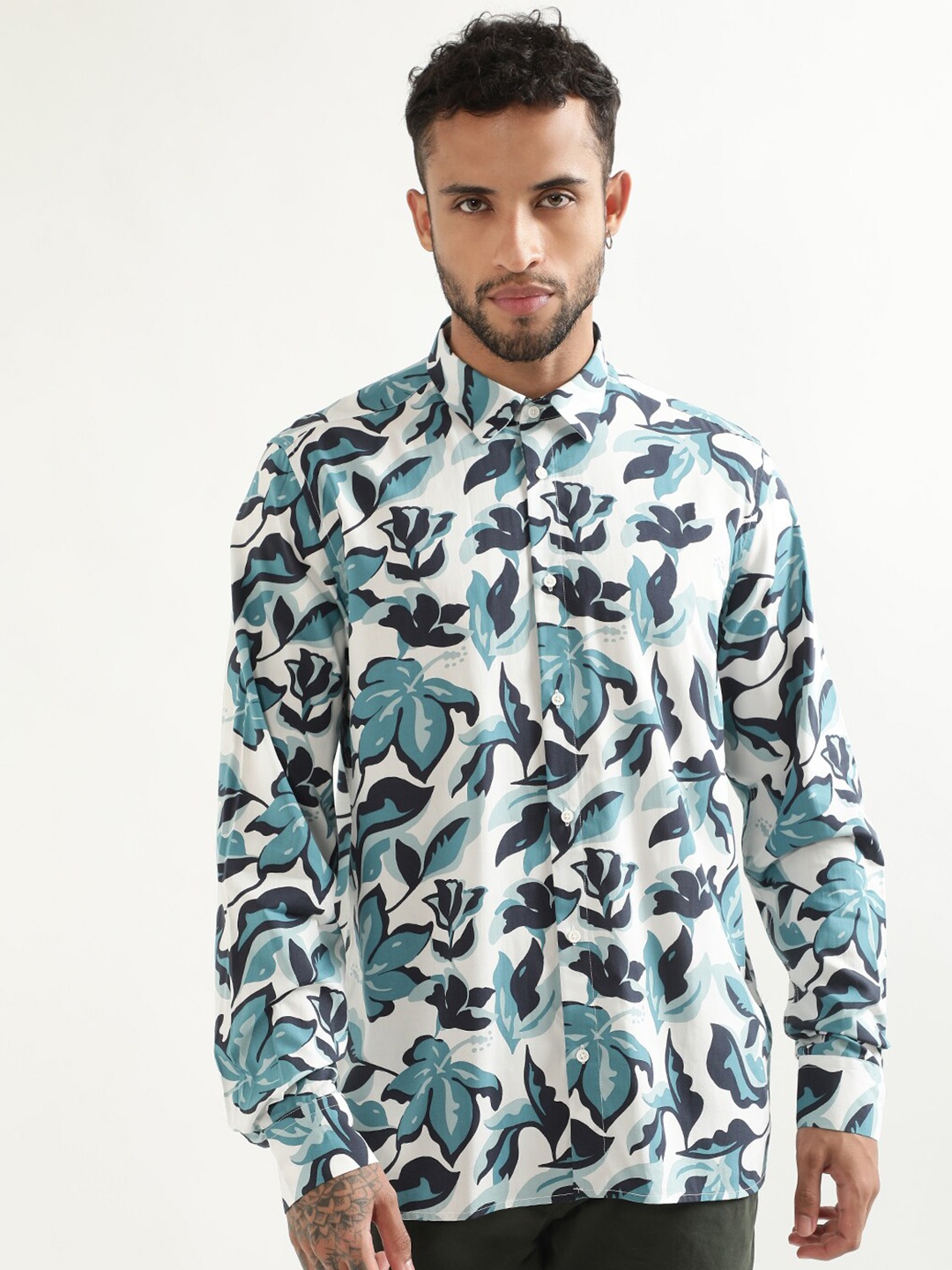 

Antony Morato Floral Printed Spread Collar Cotton Casual Shirt, White