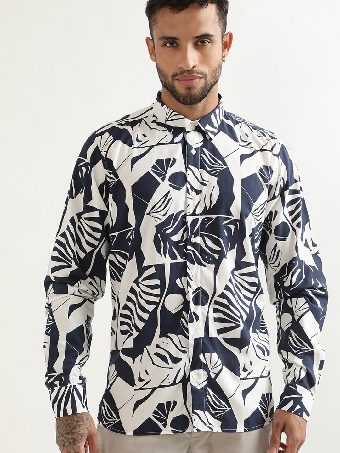 

Antony Morato Printed Spread Collar Cotton Casual Shirt, White