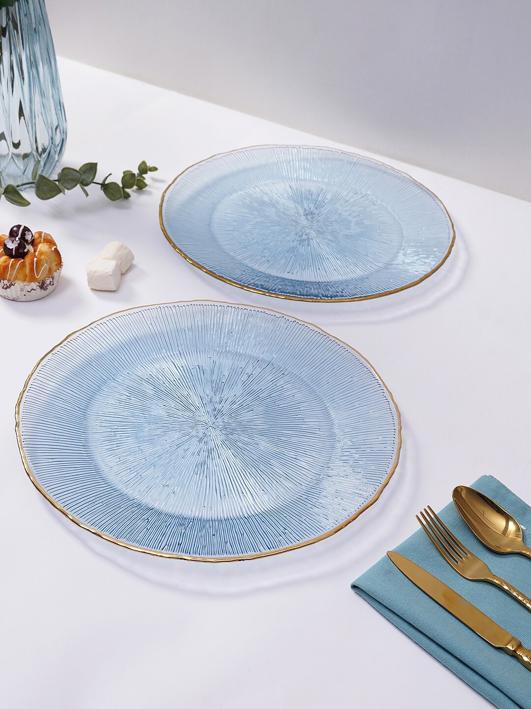 

Pure Home and Living Blue 2 Pieces Textured Radial Glass Glossy Charger Plates 33 cm Each