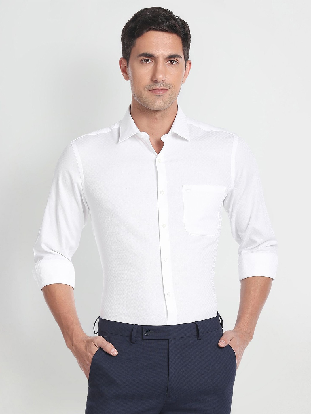 

Arrow Textured Cutaway Collar Pure Cotton Formal Shirt, White