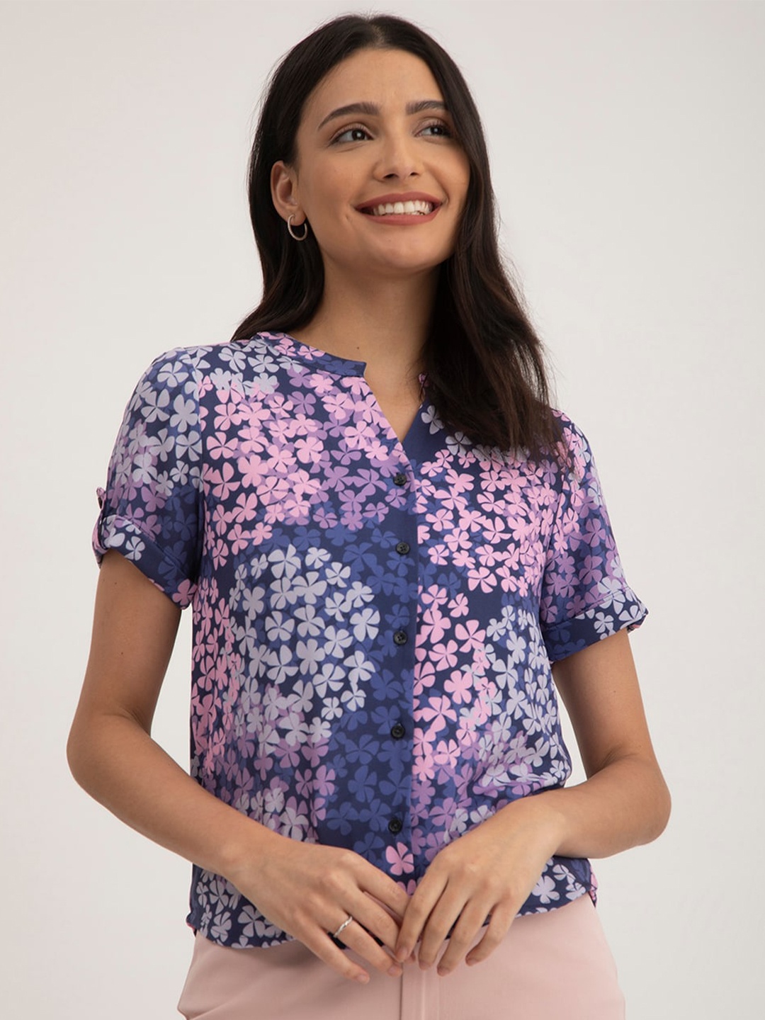 

FableStreet Floral Printed Mandarin Collar Roll-Up Sleeves Shirt Style Top, Purple