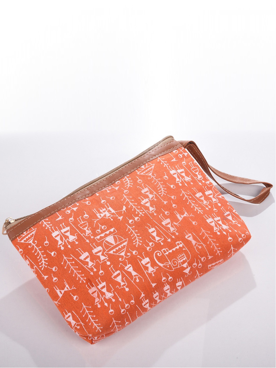 

Kuber Industries 4-Pcs Orange-Coloured & White Warli Printed Canvas Travel Cosmetic Pouches With Handle