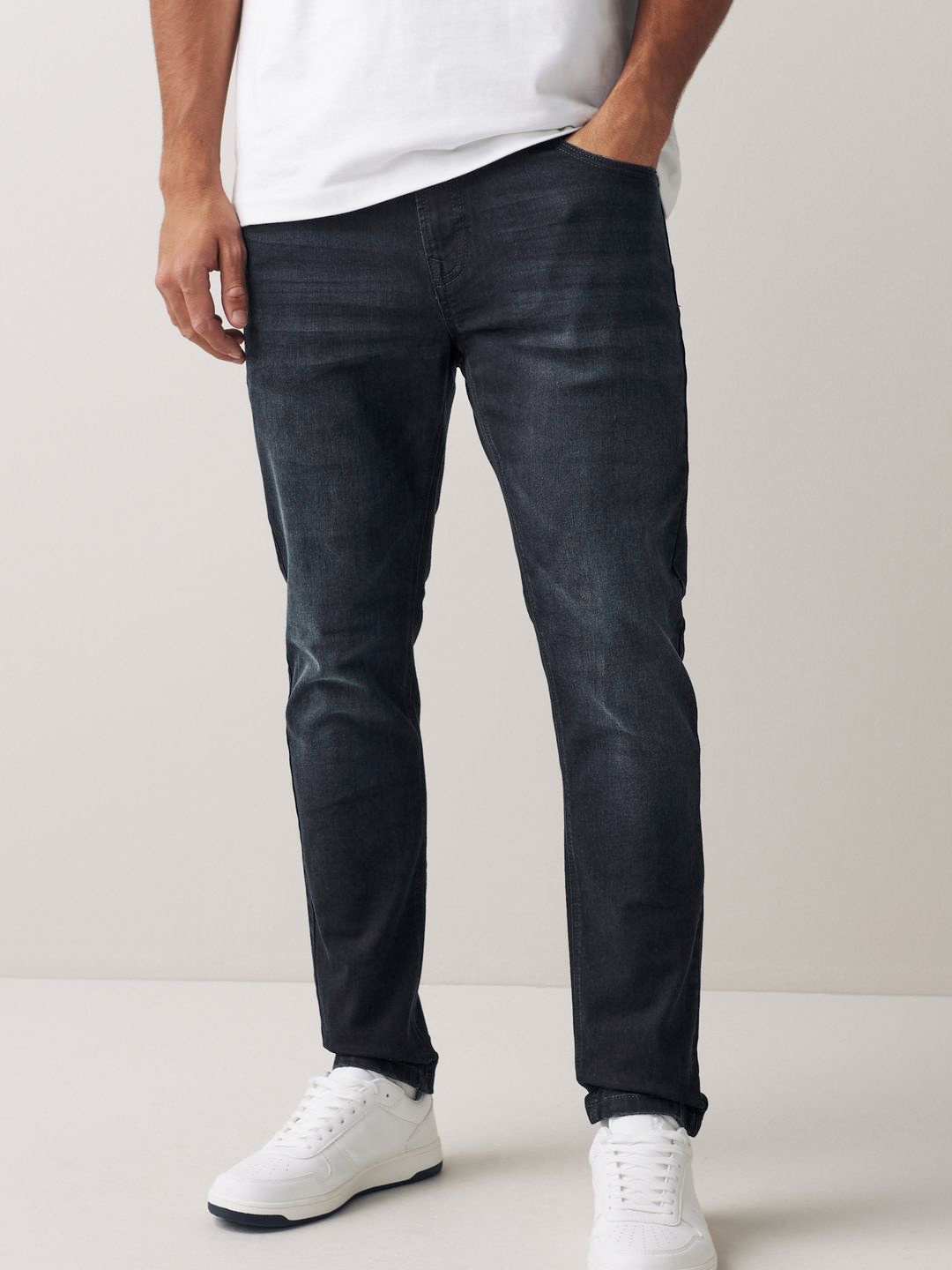 

NEXT Men Light Fade Stretchable Jeans, Navy blue