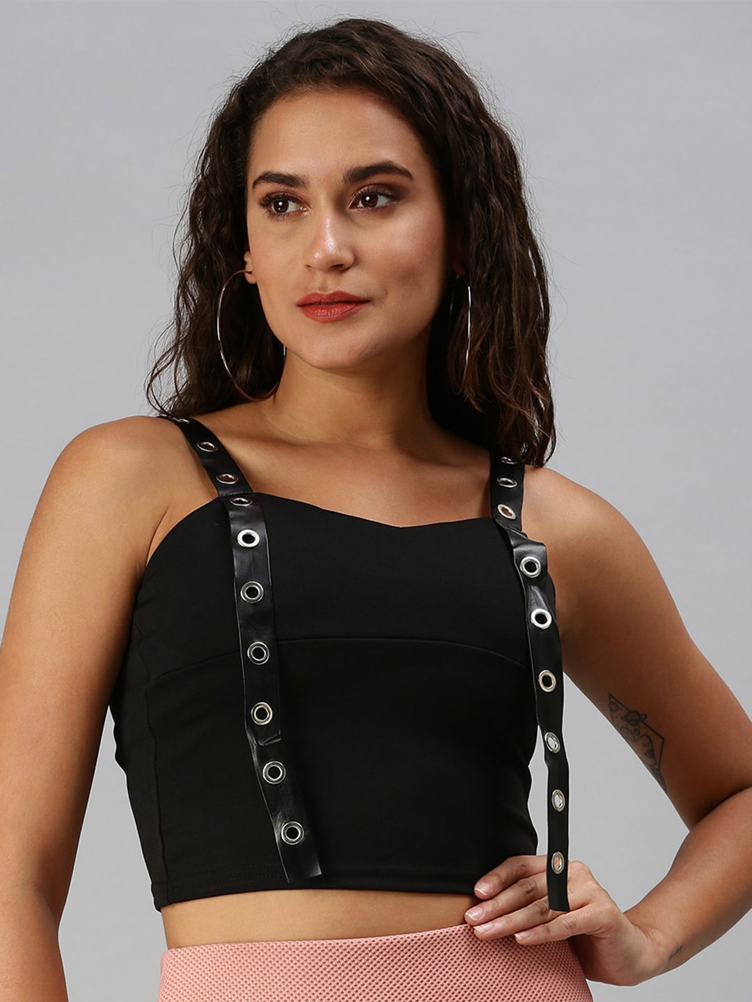

SHOWOFF Shoulder Straps Crop Fitted Top, Black