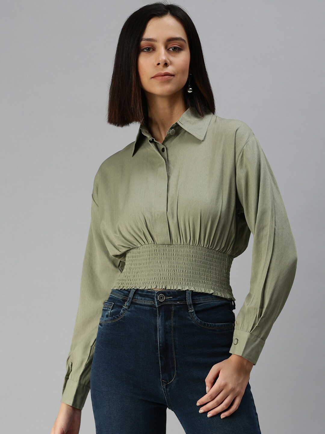 

SHOWOFF Shirt Collar Cuffed Sleeves Cinched Waist Crop Top, Olive