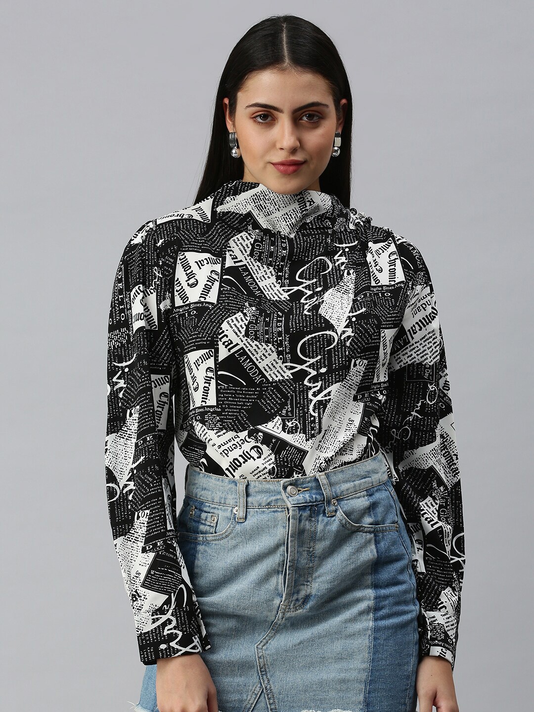 

SHOWOFF Typography Printed Monochrome Long Puff Sleeves Top, Black