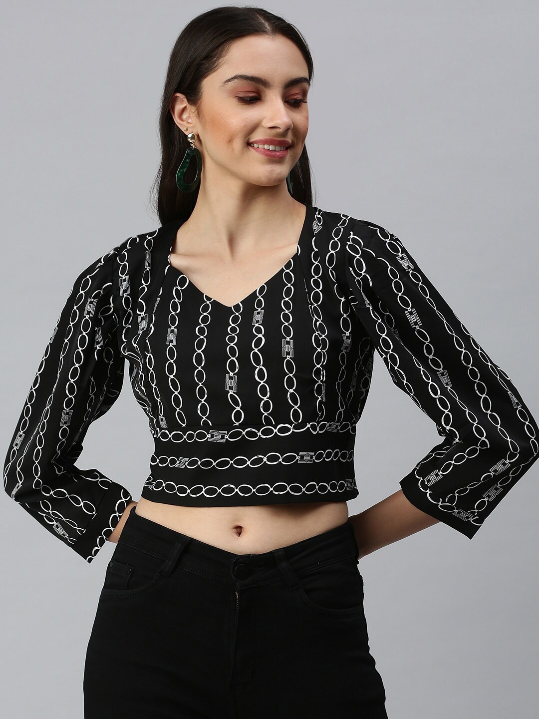 

SHOWOFF Geometric Printed Puff Sleeves Crop Top, Black