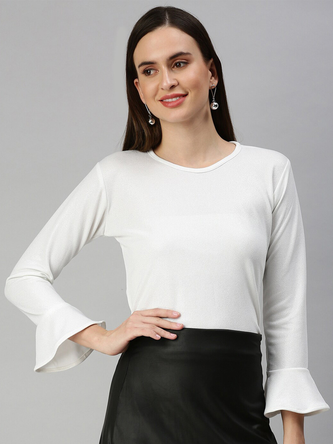 

SHOWOFF Round Neck Bell Sleeves Top, White