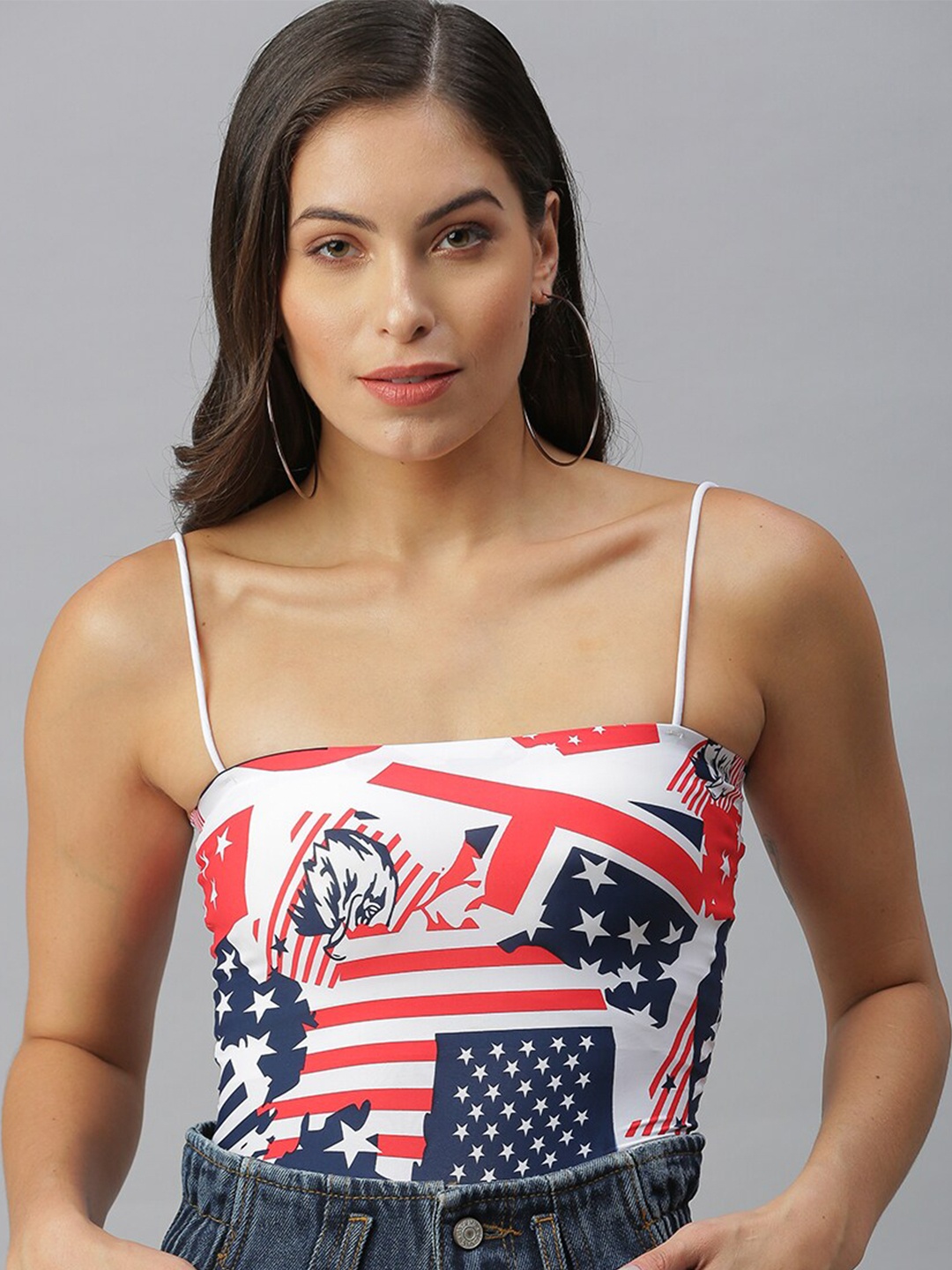 

SHOWOFF Graphic Printed Shoulder Strap Acrylic Crop Top, White