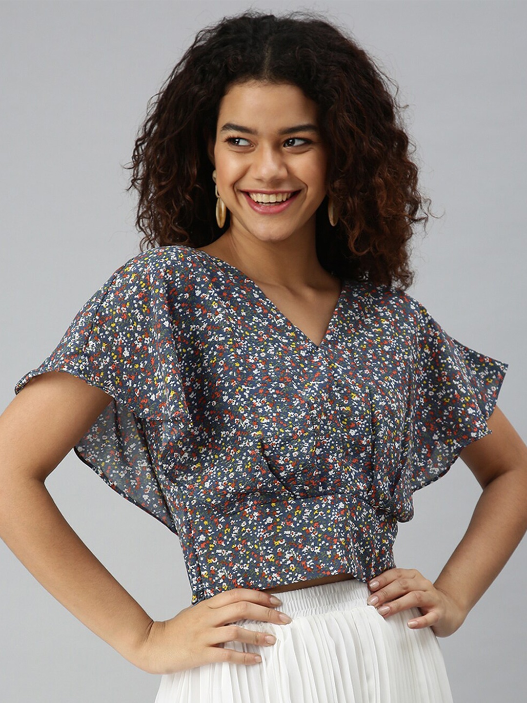 

SHOWOFF Floral Printed Flared Sleeves Regular Crop Top, Blue