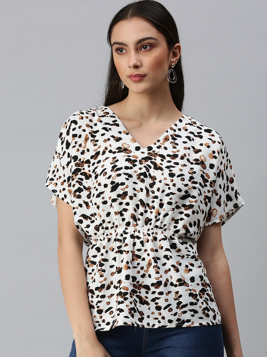 

SHOWOFF Animal Printed Extended Sleeves Crepe Cinched Waist Top, White