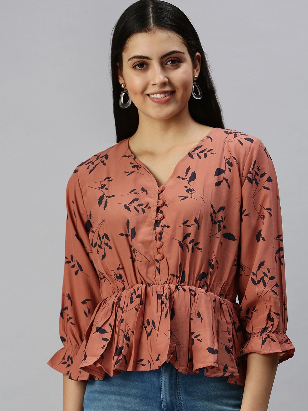 

SHOWOFF Floral Printed V-Neck Cinched Waist Top, Brown