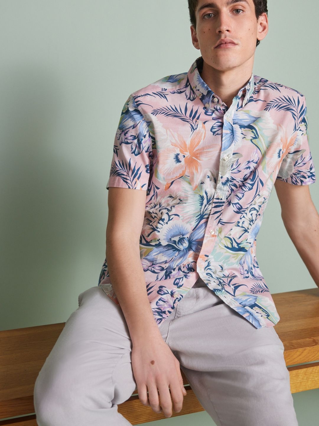 

NEXT Men Pink Tropical Printed Opaque Casual Shirt