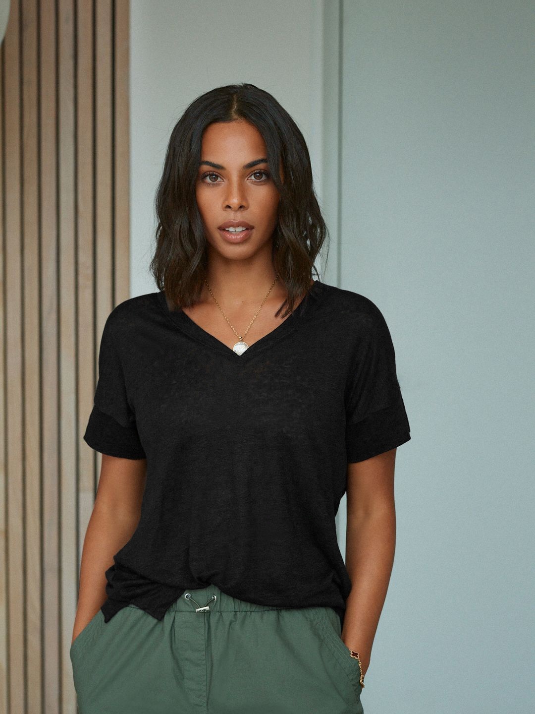 

NEXT V-Neck Extended Sleeves Linen T-shirt, Black