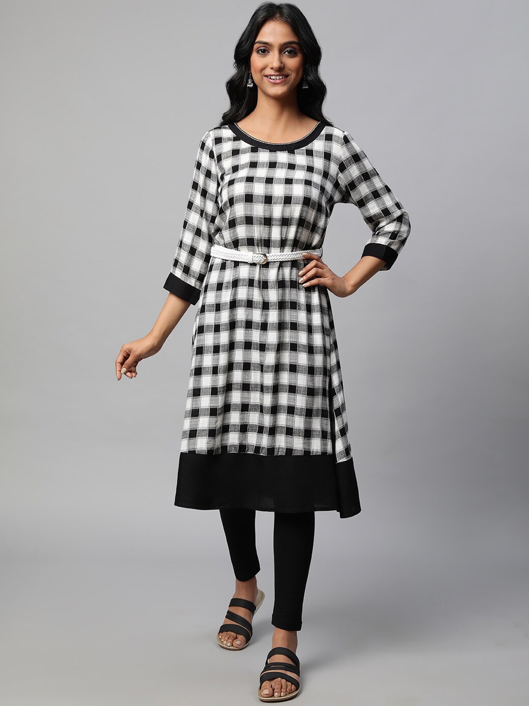 

AURELIA Checked Belted A-Line Kurta with Leggings, Black