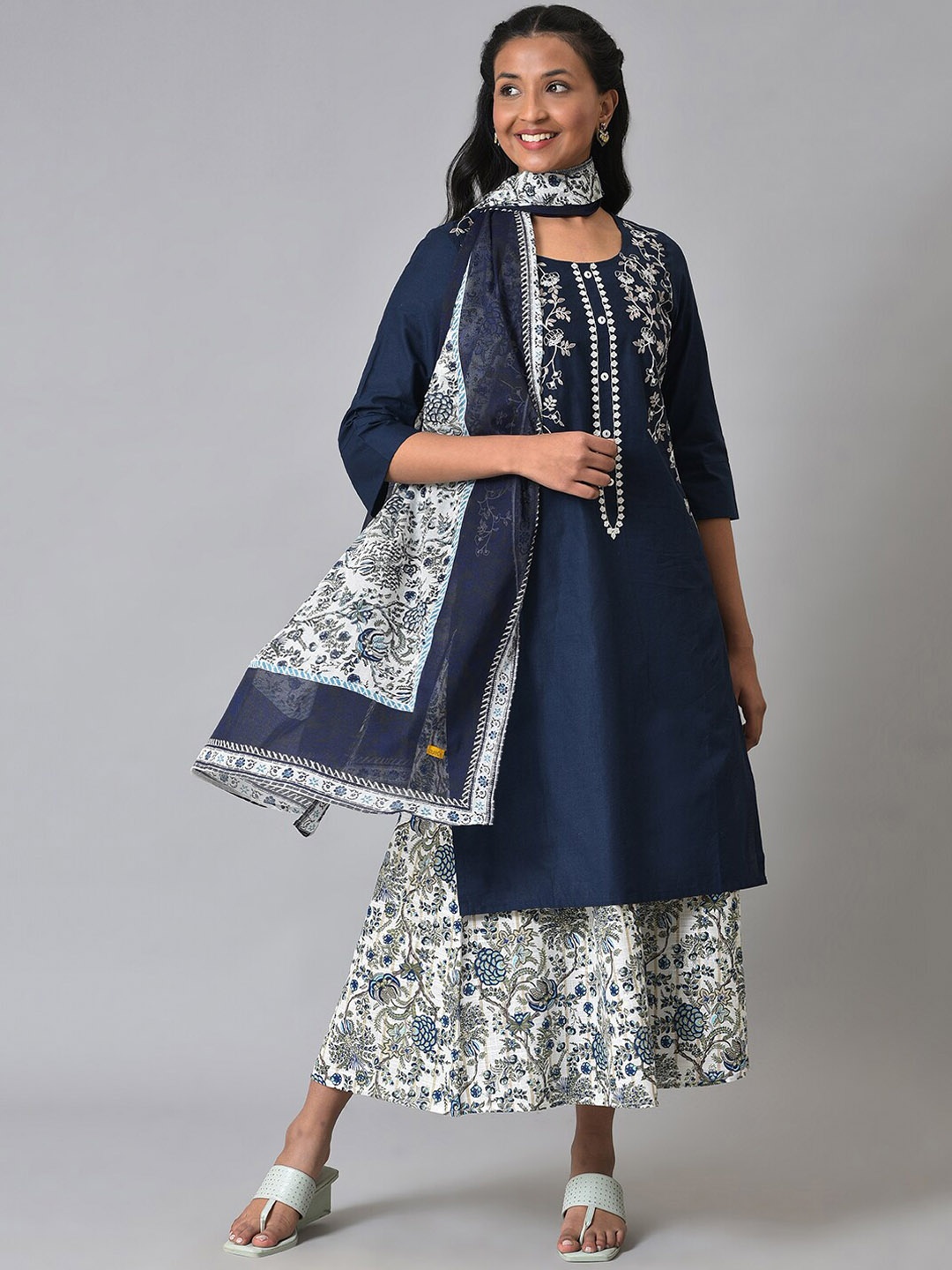 

AURELIA Floral Embroidered Pure Cotton Kurta with Palazzos & Dupatta, Blue
