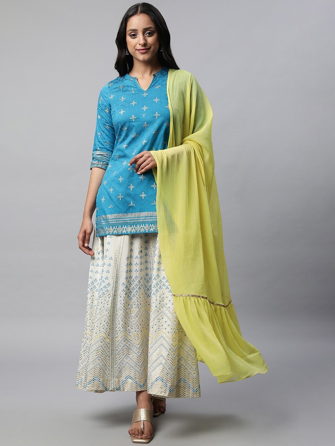 

AURELIA Ethnic Motifs Printed Kurti with Skirt & Dupatta, Turquoise blue