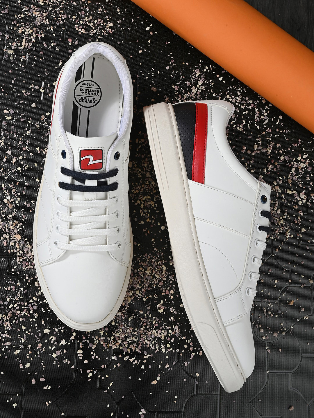 

SPYKAR Men Striped Lace-Up Sneakers, White