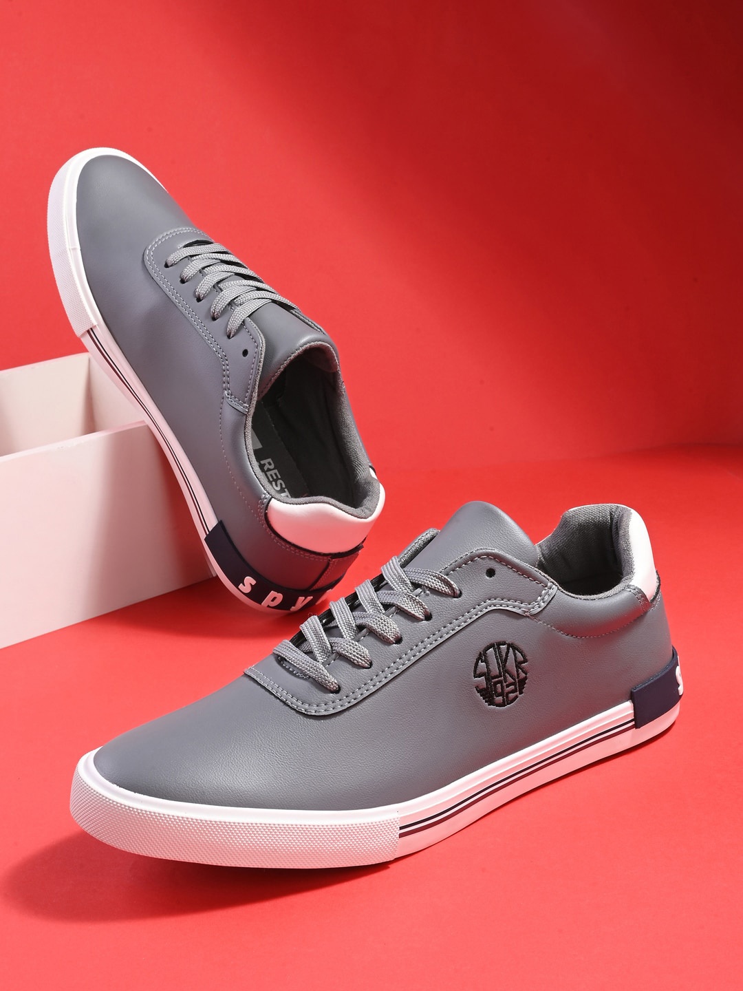

SPYKAR Men Embroidered Lace-Up Sneakers, Grey