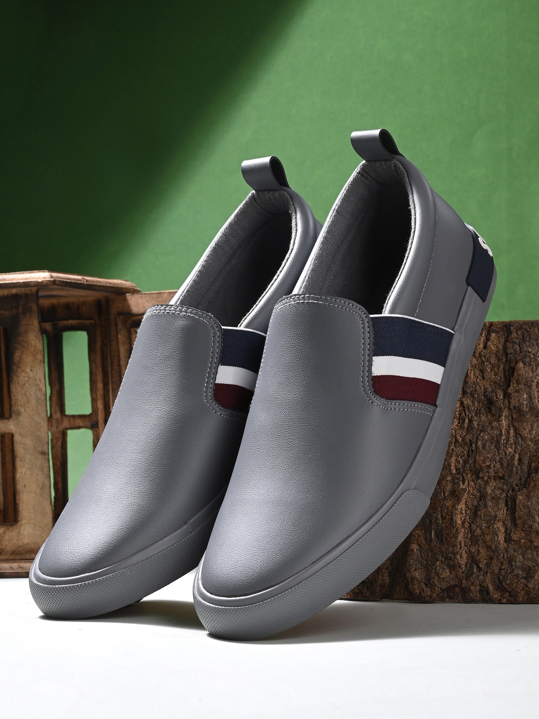 

SPYKAR Men Striped Slip-On Sneakers, Grey