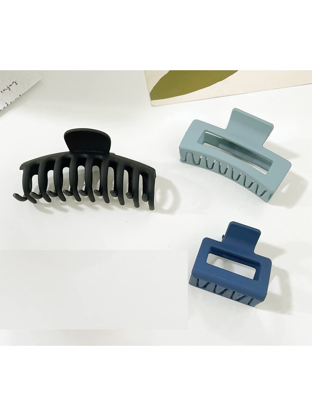 

Krelin Set of 3 Geometric Shaped Claw Clip, Blue