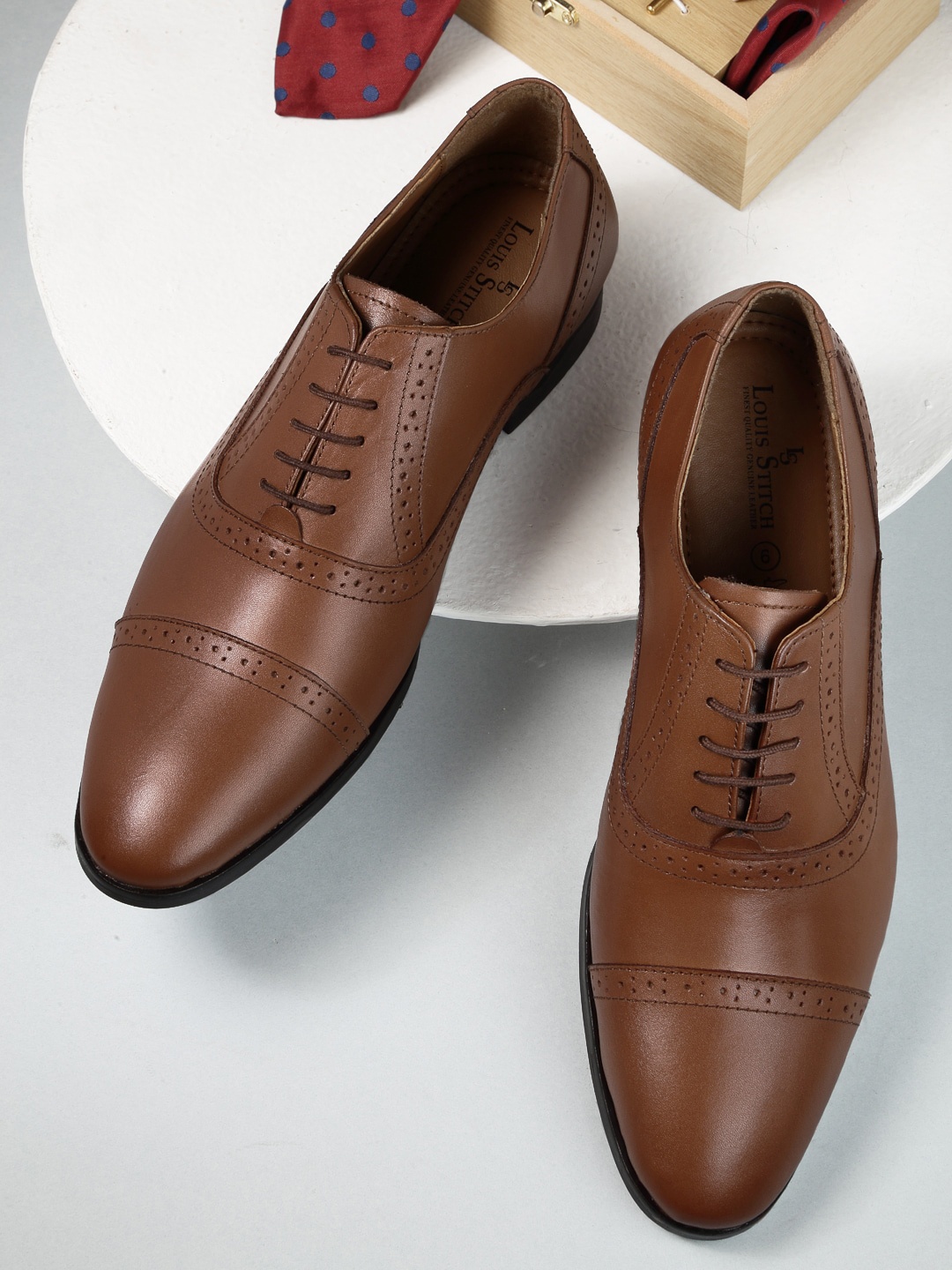 

LOUIS STITCH Men Textured Genuine Leather Formal Oxfords, Tan