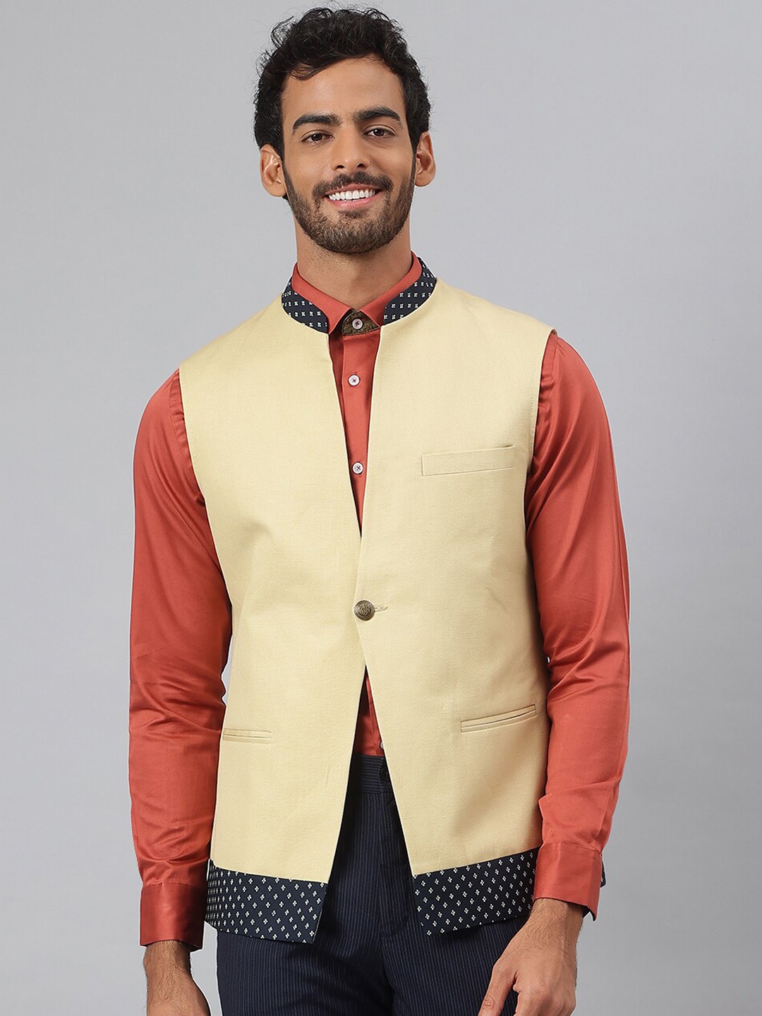 

MR BUTTON Printed Mandarin Collar Nehru Jacket, Beige
