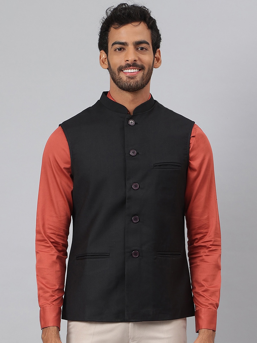 

MR BUTTON Mandarin Collar Woven Nehru Jacket, Black