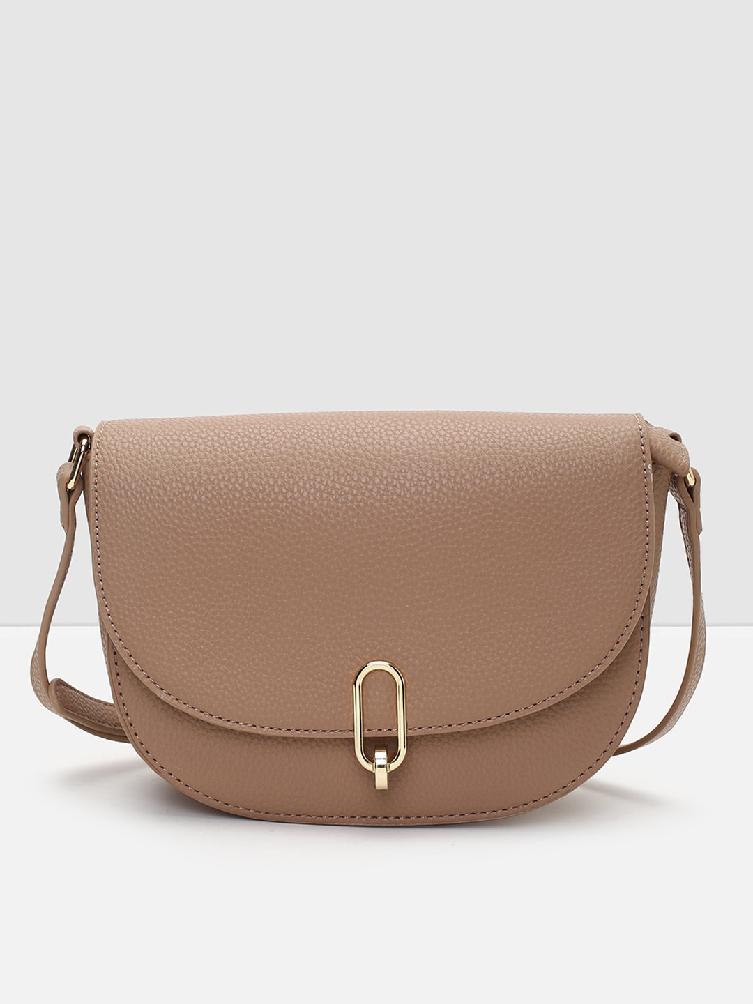 

max Textured Structured Sling Bag, Brown