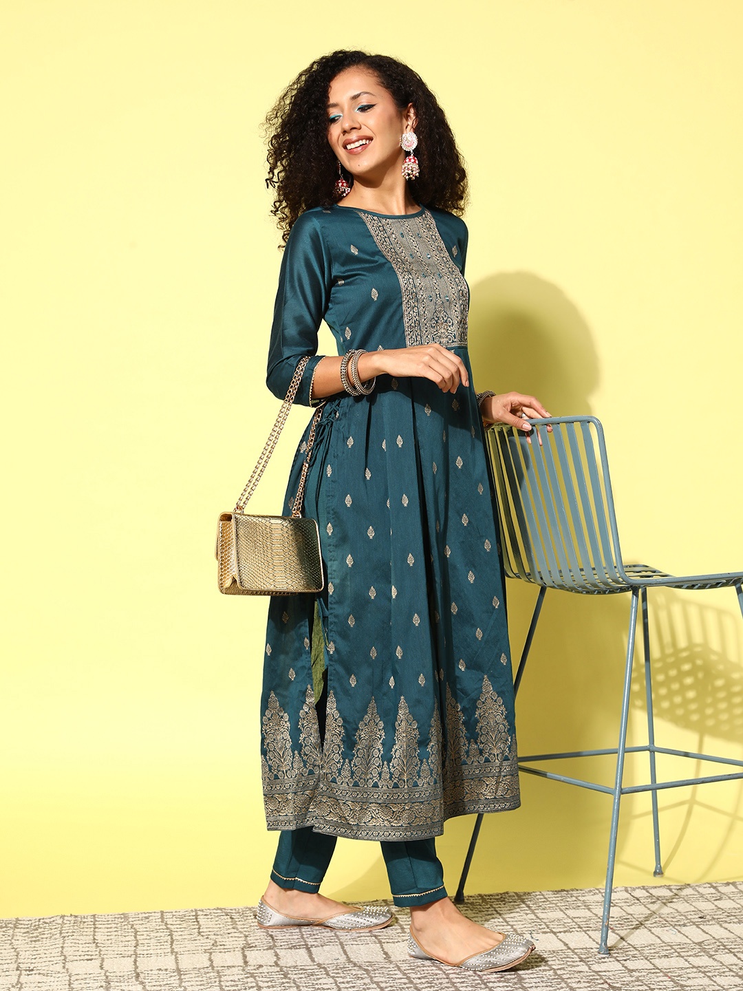

Sangria Floral Yoke Design Pleated Chanderi Silk Kurta with Trousers, Teal