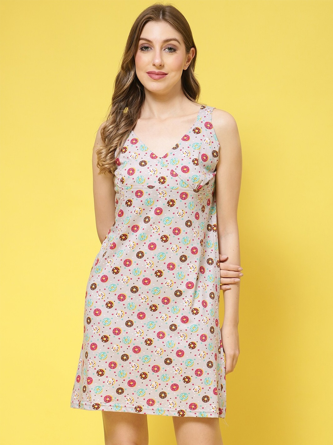 

Claura Conversational Printed Nightdress, Grey