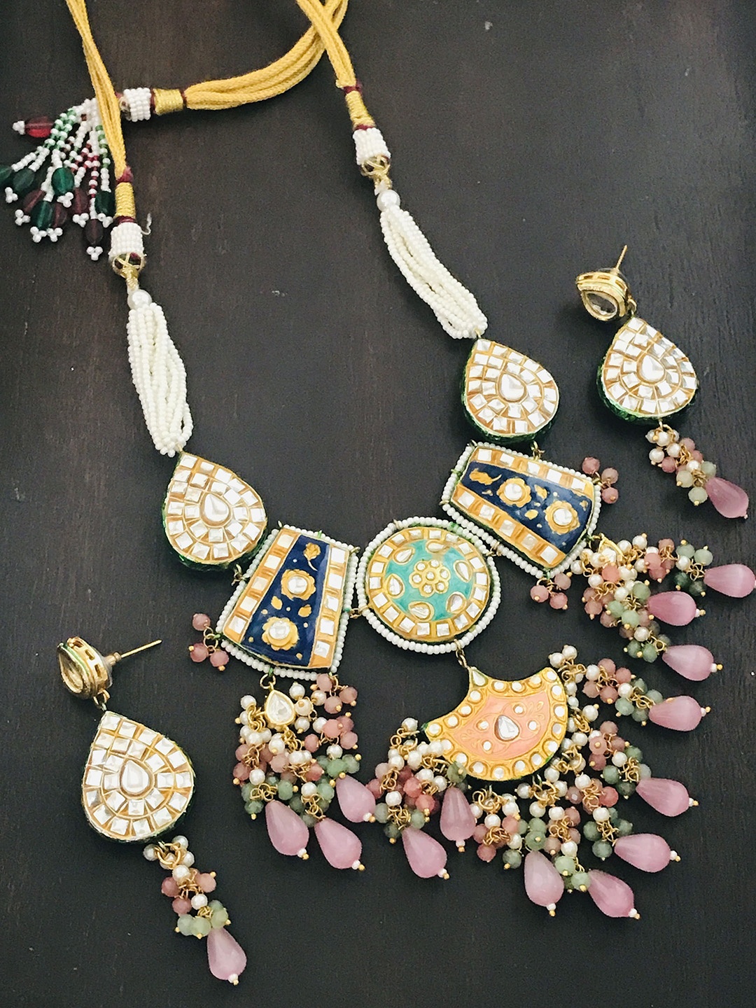 

The Opal Factory Gold-Plated Kundan-Studded & Beaded Jewellery Set, Green