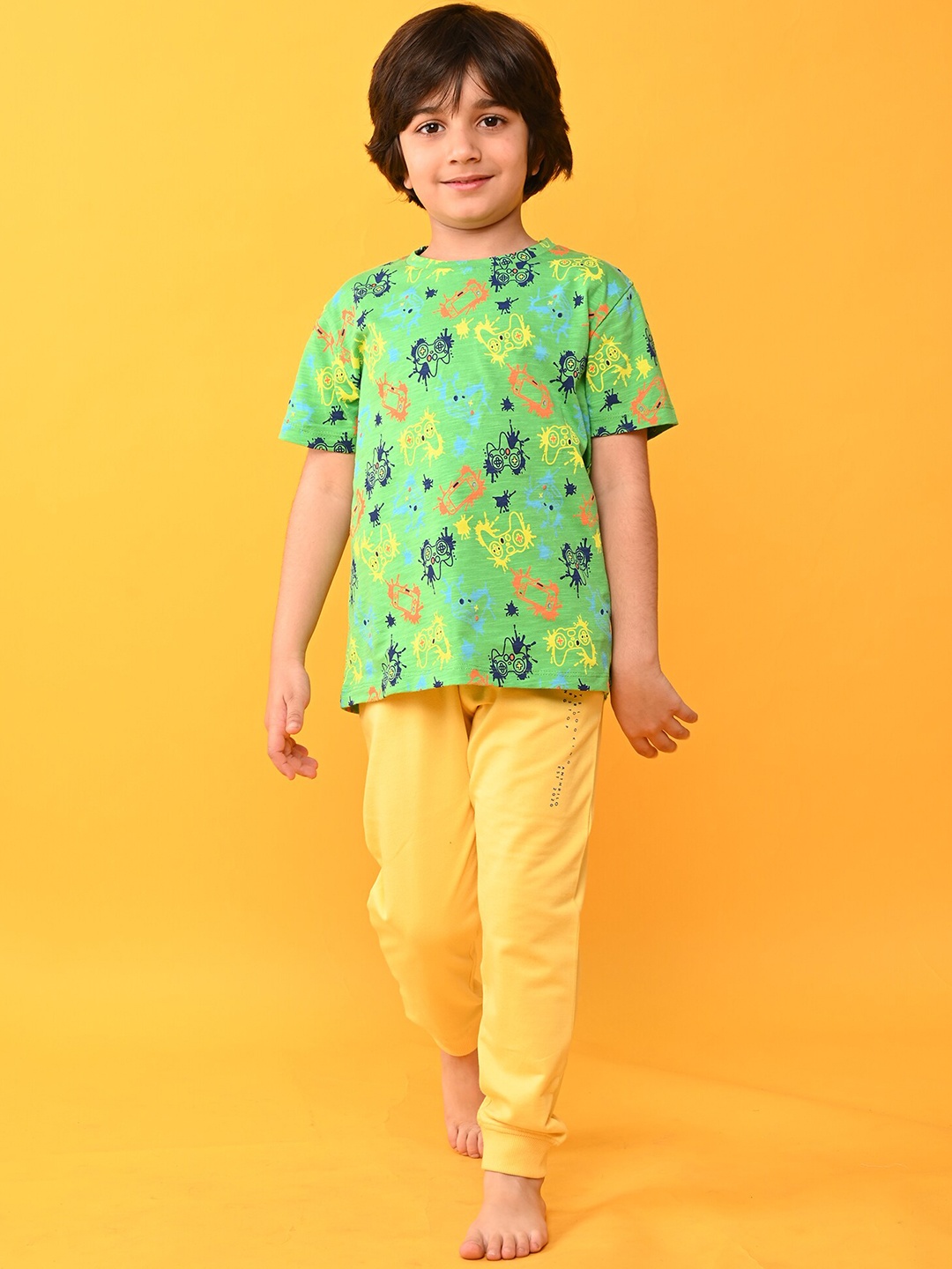 

Anthrilo Boys Pure Cotton Printed T-shirt With Pyjamas Set, Green