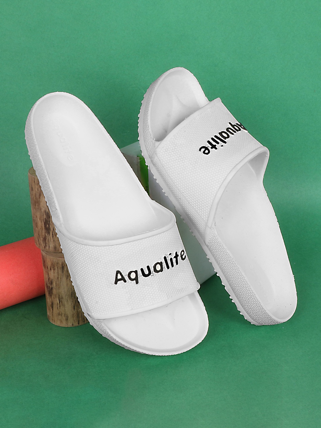 

Aqualite Men Printed Synthetic Sliders, White